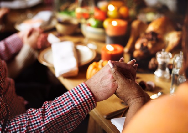 Four (4) Thoughful Ways to Say “Thank You” to a Caregiver During the Thanksgiving Holiday